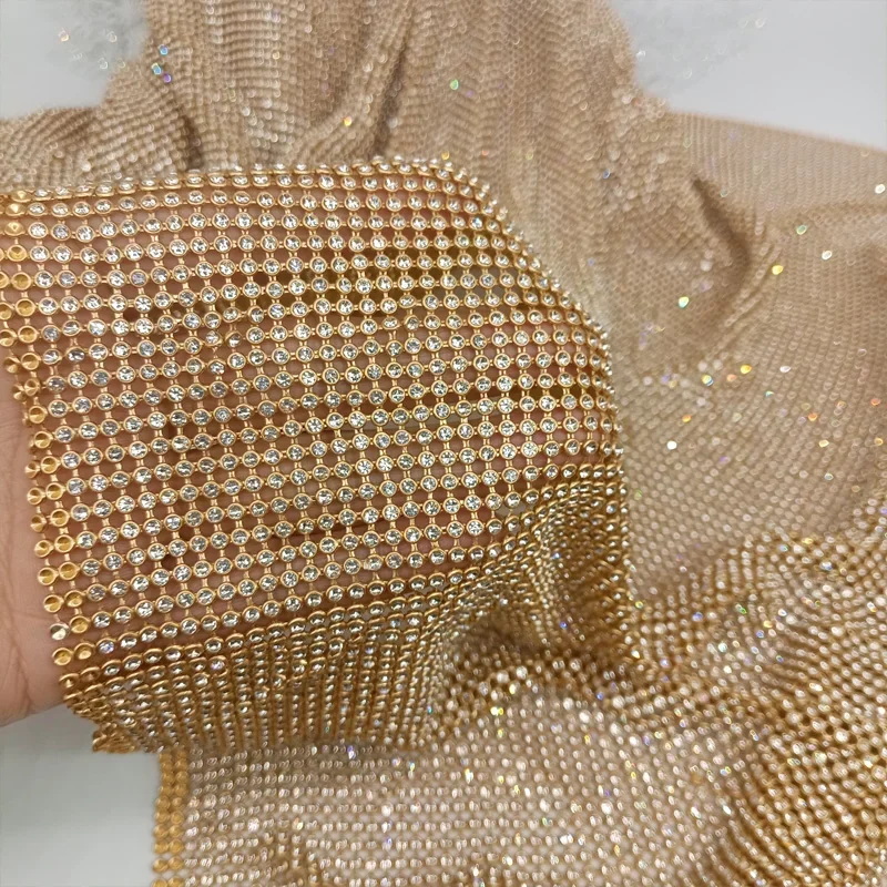 Crystal Mesh Fabric - 45x120 cm scintillante base oro strass