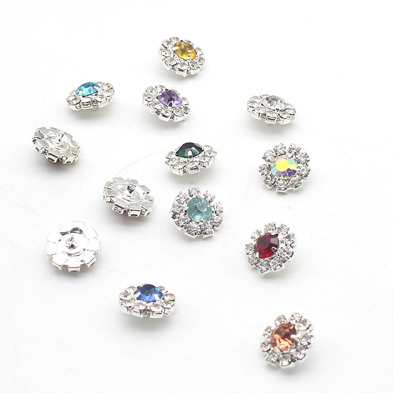 10Pcs 16MM rotondo in metallo  - Sew On Rhinestone recensione e prezzo
