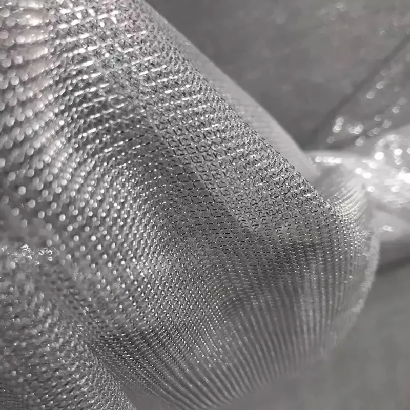 Tessuto elastico a rete lucido - Crystal Mesh Fabric recensione e prezzo