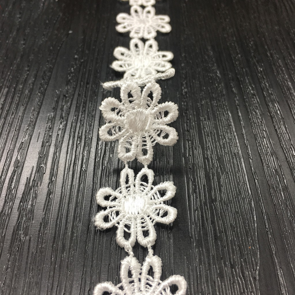 Simpatiche fiori cavi per indu - Lace Ribbon Trim recensione e prezzo