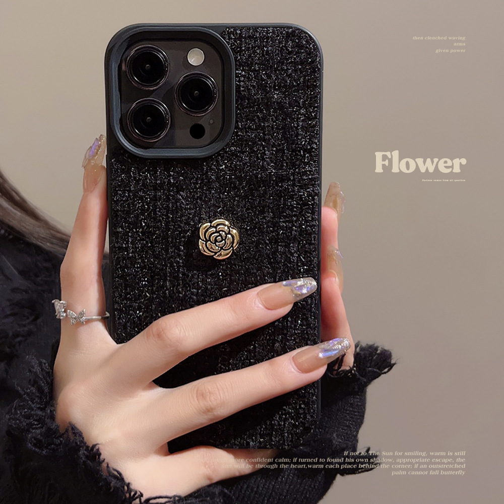 Custodia per telefono di lusso - Embroidery Embellishments recensione e prezzo