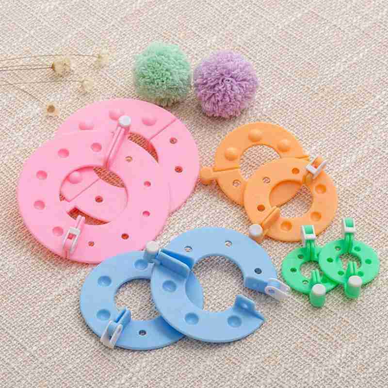 Set di 8 Pezzi per Realizzare  - Pom Pom Maker Tool recensione e prezzo