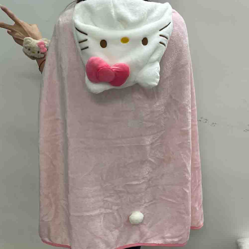 Simpatico Mantello Hello Kitty - Embellish Knit recensione e prezzo